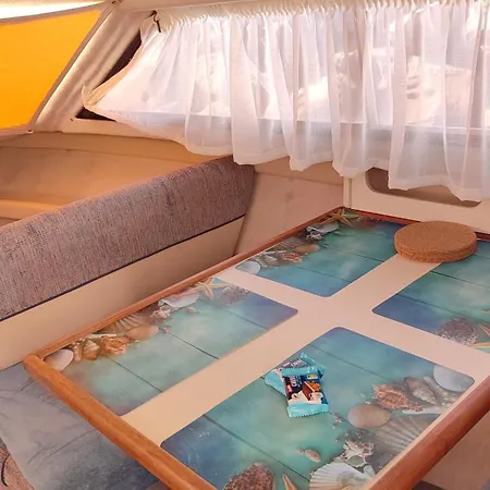 Varuna En Sur De Tenerife Botel *