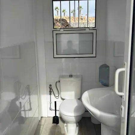 Varuna En Sur De Tenerife Úszó hotel San Miguel de Abona